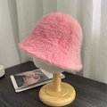 Cappello bucket in ecopelliccia di coniglio rosa per donna con morbida consistenza felpata - Regolabile / Rosa