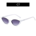 Occhiali da sole cat-eye con montatura bianca, lenti viola sfumate e rivetti argentati - Montatura Bianca Lenti Sfumate Viola