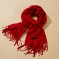 Écharpe classique rouge en cachemire avec franges élégantes et étiquette de qualité - 200x70cm / Rouge de Chine