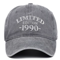 Berretto vintage in cotone lavato grigio con ricamo bianco Limited Edition 1990 - Regolabile / Grigio