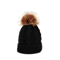 Detailaufnahme der schwarzen Zopfstrickmütze mit braunem Kunstfellbommel und Umschlagrand - M (56-58cm) / Schwarz