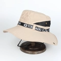 Khaki outdoor camouflage bucket hat with wide brim, Travellero embroidery and windproof cord - Adjustable / Beige
