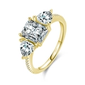 Anello in argento S925 dorato con diamante simulato taglio cushion e pietre laterali a pera - Taglia US 5 / Taglio Smeraldo Tre Pietre (RHR1031G) / Oro