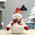 35cm Plüsch-Schneemann-Figur mit Schneeflocken-Stickerei und roter Strickmütze Dekoration - Mittlerer weißer Schaumstoff-Schneemann (35x27cm)