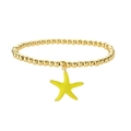 Dettaglio di un bracciale a sfere dorate con un ciondolo a stella marina gialla - Giallo Brillante (CN001667YS)