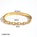 Brazalete ovalado de acero inoxidable dorado con eslabones de circonita y 60 mm de diámetro - Estilo de Circonitas con Empalme de Cadena (TB7212)