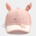 Dettaglio del berretto rosa per bambini con orecchie da coniglio 3D e ciondolo - 52cm 2-5 Anni / Rosa (Rabbit)
