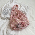 Bolso tote bohemio de punto rosa con diseño de red colorido para playa y verano - Rosa
