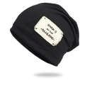 Gorro de punto negro minimalista con parche vintage y textura tipo gofre para un look actual - Talla única / Negro