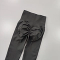 Dunkelgraue High-Waist-Leggings mit Scrunch-Butt-Effekt und breitem Rippbund für Fitness - S / Unterteile / Graphitgrau