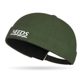 Bonnet docker vert foncé sans rebord avec broderie NEEDS blanche et boucle ajustable - Vert Foncé