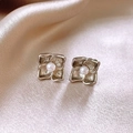 Elegant gold flower earrings with brushed texture petals and a central white pearl - No.58 Gold Brushed Pearl Flower (XXX6607)