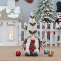 Plüsch Weihnachtswichtel mit weißen Zöpfen und rotem Karomuster, Höhe 43cm groß - T1220655B-43cm Stehend Zöpfe Stil
