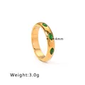 Anello in acciaio inossidabile dorato con tre gemme marquise verdi, largo 4mm e da 3,0g - Stile Marquise con Pietra Verde Dorato (NB-R24019)