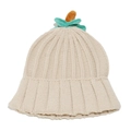 Dettaglio berretto in maglia a coste beige con simpatici inserti a forma di germoglio - M (56-58cm) / Beige