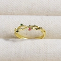 Twig shaped gold plated ring with emerald, ruby and blue zircon gemstones in a jewelry box - Three-Color Stones Branch Wrap Style (款式22)