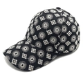 Retro-Baseballkappe mit weißer Blumenstickerei und geometrischen Mustern auf Canvas - M (56-58cm) / Schwarz