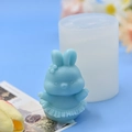 Schattige konijn siliconen mal voor DIY aroma kaarsen en handgemaakte taarttoppers - Konijntje in Rok Stijl (2)