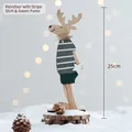 Renne de Noël en bois de 25cm avec pantalon rayé vert et étoile sur socle en bois - Renne Pantalon À Rayures Vertes-25cm