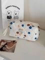Beauty case in velluto a coste trapuntato bianco crema con fiori blu - Borsa ottagonale in velluto a coste con fiori blu