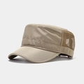 Detail van de kaki platte pet met ademende mesh panelen en ripstop textuur voor de zomer - Khaki