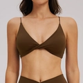 Minimalistischer Sport-BH in Dunkelbraun mit V-Ausschnitt, dünnen Trägern und Knotendetail - S / Braun