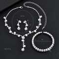 Dettaglio parure di gioielli con perle, collana, orecchini, bracciale e dimensioni - Set Perla Artificiale Tono Argento