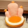 Rosa Kaktus-Sitzkissen mit orangefarbener Basis aus weichem Dotted Minky-Stoff - Rosa genoppte Plüsch-Variante