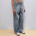 Women's vintage high waist straight leg denim jeans in light blue washed finish - S / Light Blue