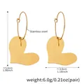 Especificaciones detalladas de tamaño para pendientes de gota de corazón dorados - Corazón dorado liso