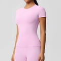 Détail du tissu extensible évacuant l'humidité sur le t-shirt de sport cintré pour femme - S / Hauts / Bleu Ciel