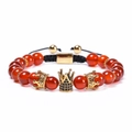 Bracciale corona in agata rossa con ciondoli in zircone dorato e cordoncino intrecciato - Agata Rossa (Corda Intrecciata)