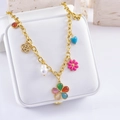 Collana vintage francese dorata con ciondoli colorati a forma di fiori e cuori - Fiore a Cinque Petali