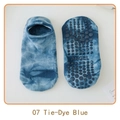 Blue and white tie-dye low-cut yoga socks with hexagonal silicone non-slip grip soles - One Size / Tie-Dye Blue
