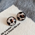 Boucles d'oreilles rondes en similicuir à imprimé léopard avec bordure noire - Rond Léopard - Noir Blanc Crème (Tige en Argent S925)