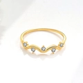 Anello a onda minimalista in argento S925 dorato con cinque zirconi cubici scintillanti - US 5 / Oro 18K