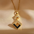 Lujoso collar geométrico de rombo en oro con esmalte negro e incrustaciones de circón - Dorado/Negro