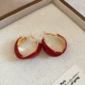 Close-up of red enamel and gold-plated C-shaped earrings on textured beige background - C-Shape Enamel Style (34#)