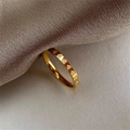 2mm vergoldeter Edelstahlring mit gravierten Herzmustern für Damen und Herren - US 6 / Gold