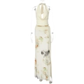 Dettaglio del top bianco con scollo all'americana e gonna lunga a fiori su manichino - S / Giallo chiaro