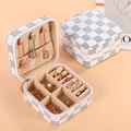 White and beige checkered PU jewelry box in square shape with zipper closure - Zipper Style / Checkerboard Black White