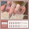 Set van kunstnagels met grijsblauw kleurverloop en 3D-zilveren decoraties, doos van 24 stuks - Meerblauw Amber [Doos met Jelly Lijm]