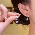 Orecchini pendenti luna e stella in argento S925 con zirconi micro-pave scintillanti - Pendaglio Stella e Luna (E6862 Stella)