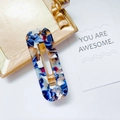 Barrette à cheveux évidée en acétate avec texture marbre bleu et blanc et pince dorée - Carré-Marbre Bleu Rouge