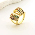 Elegante anello aperto dorato multi-fila con gemme colorate in stile geometrico hip-hop - Aperto Regolabile / Stile Oro Multiriga con Strass Colorati (02)