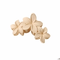 Pinza per capelli a fiori beige opaco con tre eleganti fiori di frangipane - Confezione sfusa / Albicocca Opaco