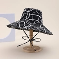 Black and white abstract pattern wide brim sun hat with adjustable chin strap - S-Shaped Line Style / Black