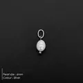 Ciondolo delicato in perla d'acqua dolce 6mm con anello in acciaio inossidabile argento - 6mm / Colore acciaio