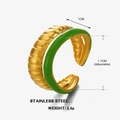 Adjustable stainless steel ring featuring green enamel and rippled gold metal texture - Green