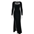 Robe longue élégante en velours noir à col carré avec manches longues et fente - S / Noir
